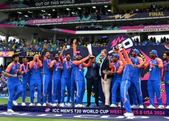 உலக கோப்பையை வென்றது இந்தியா