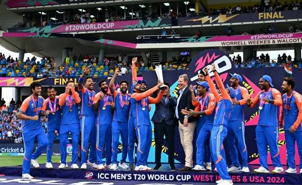 உலக கோப்பையை வென்றது இந்தியா